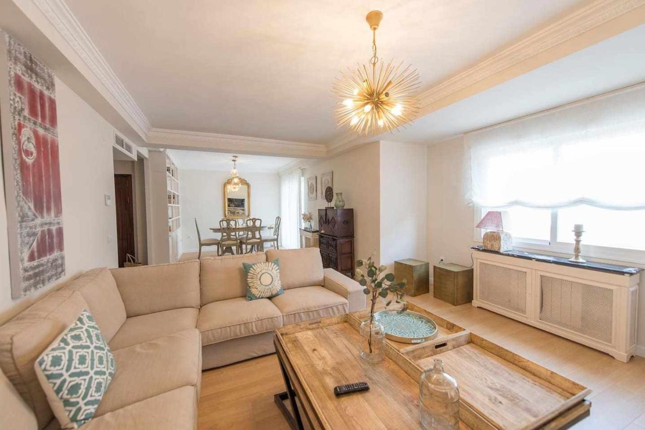 Luxe Castelar 19 Apartment Севиля Екстериор снимка